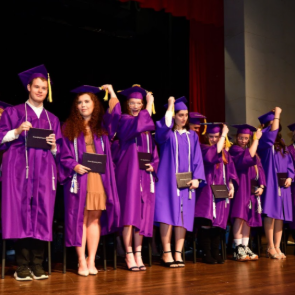 групові випуски